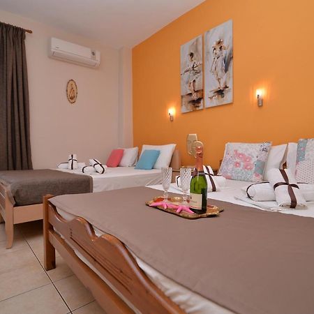 דירות לפטוקריה Vila Elvina מראה חיצוני תמונה